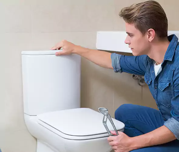 Expert Plumber for Toilet Replacement in Southfield, MI: Schedule Affordable Toilet Replacement Services with Us